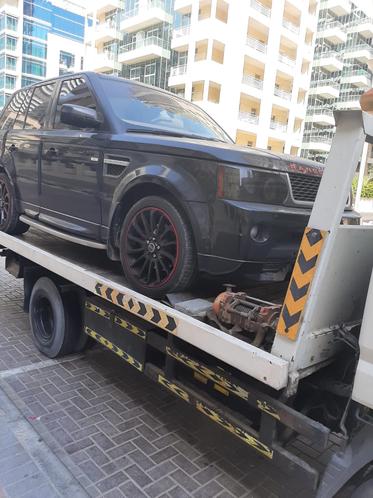 flatbed towing Dubai